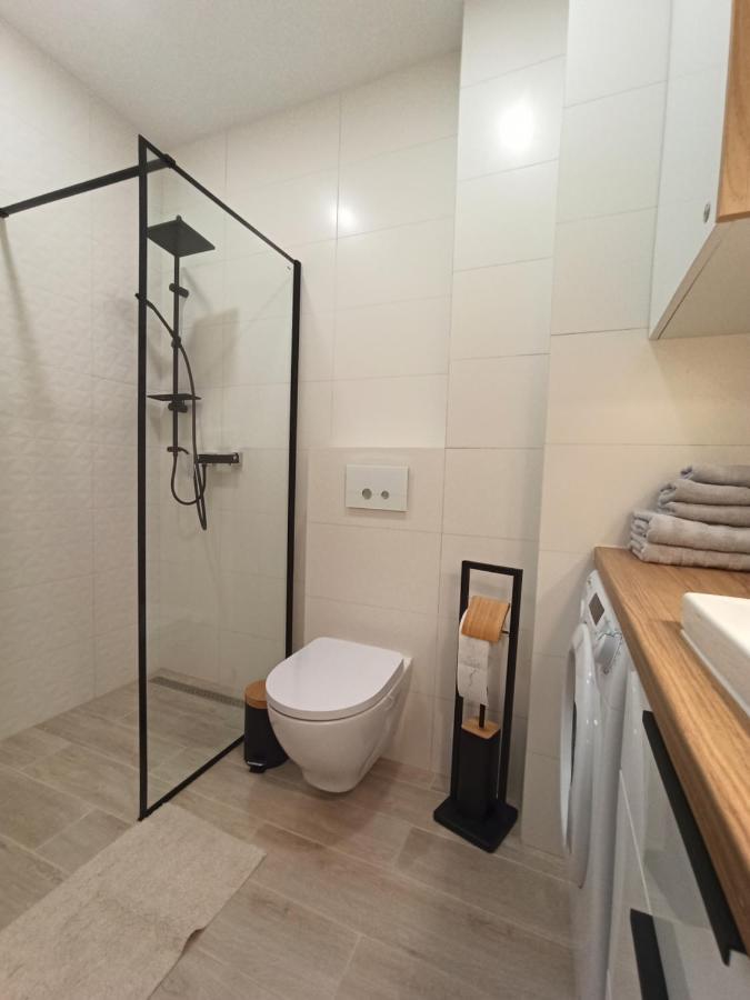 Apartament Wrzesnia II Apartment Екстериор снимка