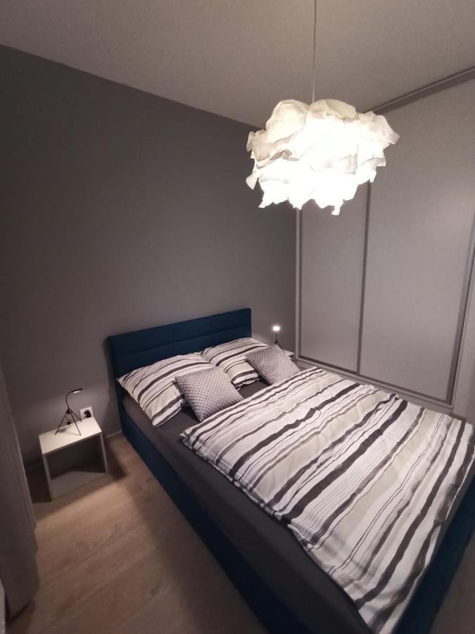Apartament Wrzesnia II Apartment Екстериор снимка