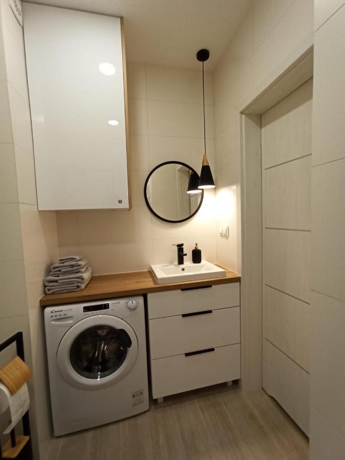 Apartament Wrzesnia II Apartment Екстериор снимка